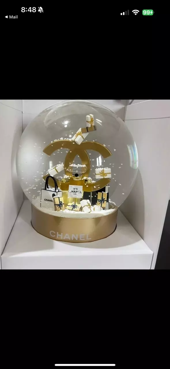 Chanel Snow Globe thumbnail