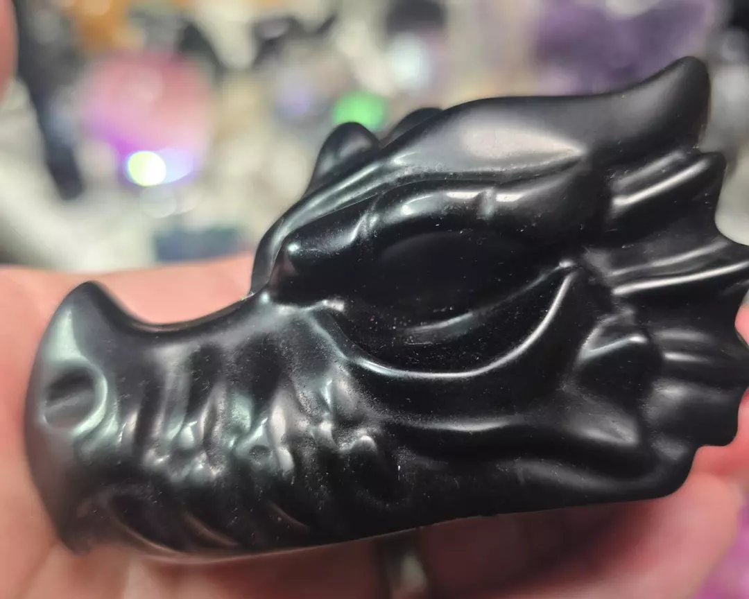 Black Obsidian Dragon Head thumbnail