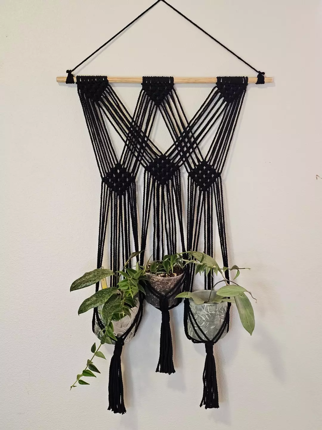 Criss Cross Diamond 3 pot hanger thumbnail