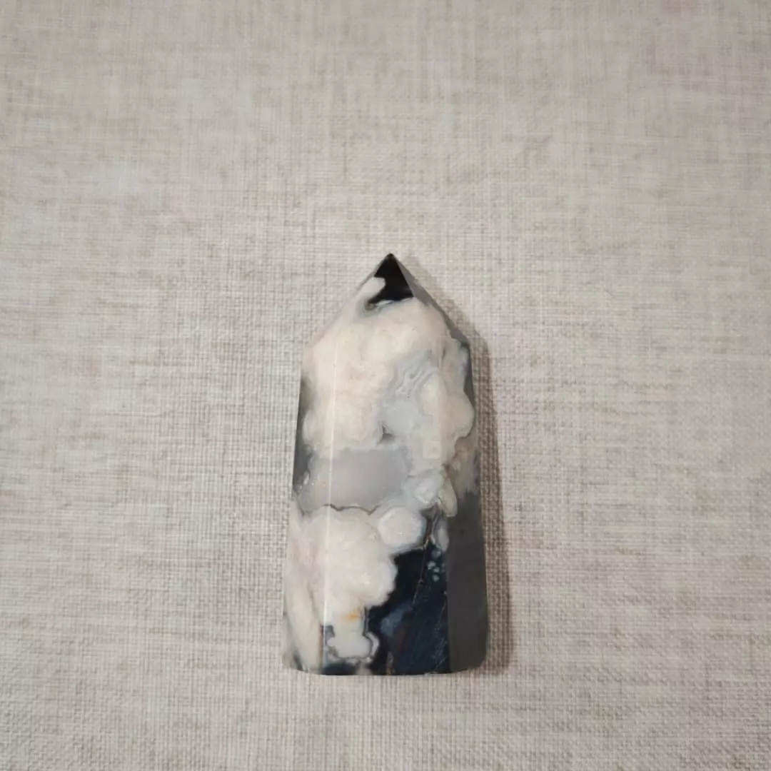 Black Cherry Blossom Agate Point thumbnail