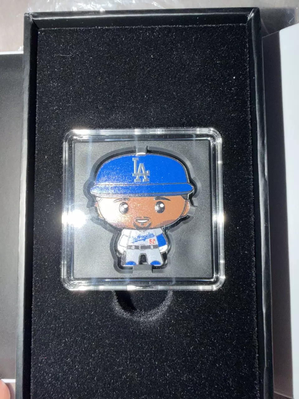 2025-AGORO MINT Mookie Betts 1ozt Fine Silver in the CHASE/AWAY UNIFORM! READ ⬇️ thumbnail