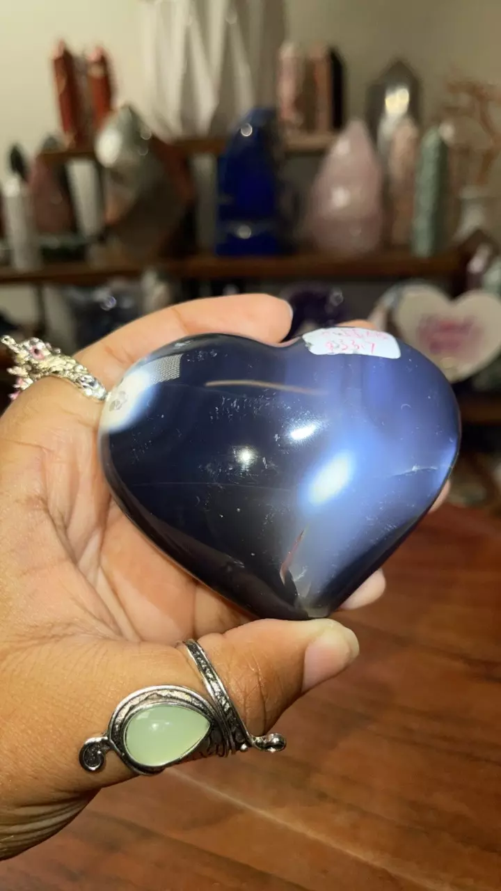 Orca Agate Heart (32% off) thumbnail