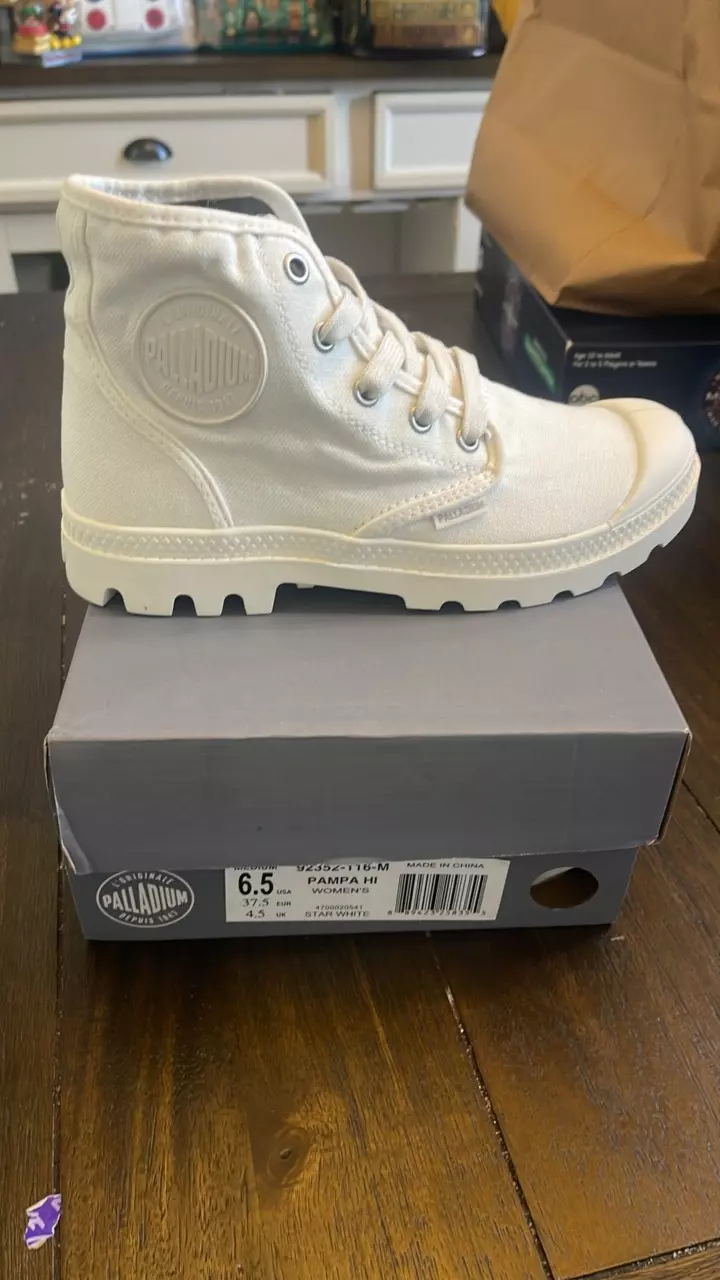 NWT Palladium White Pampa Hi Top thumbnail