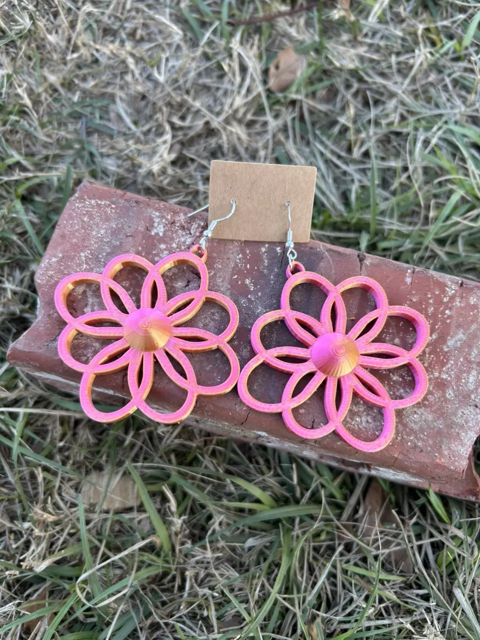 Big flower earrings thumbnail