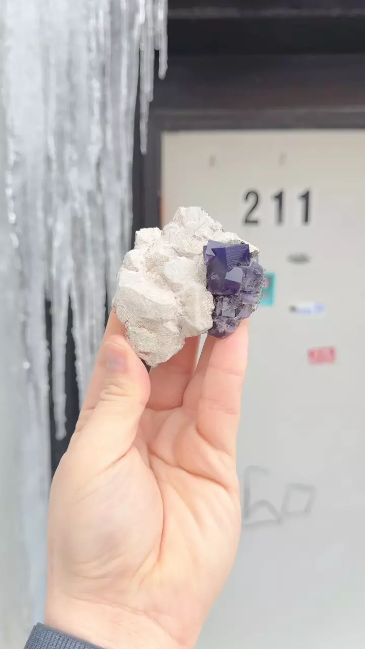Hailstorm Pocket fluorite thumbnail