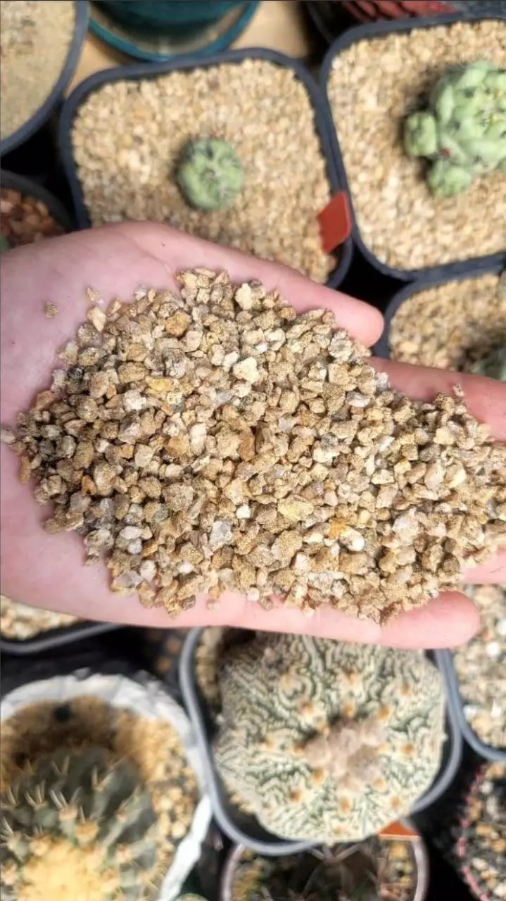 Decomposed Granite 1.2lbs - Top Dressing/ Soil Additive - DG thumbnail