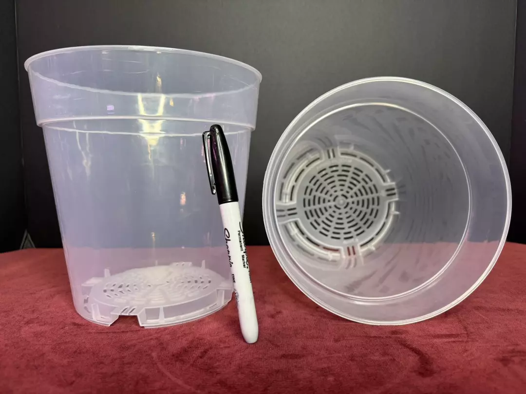 6.7” clear pot thumbnail