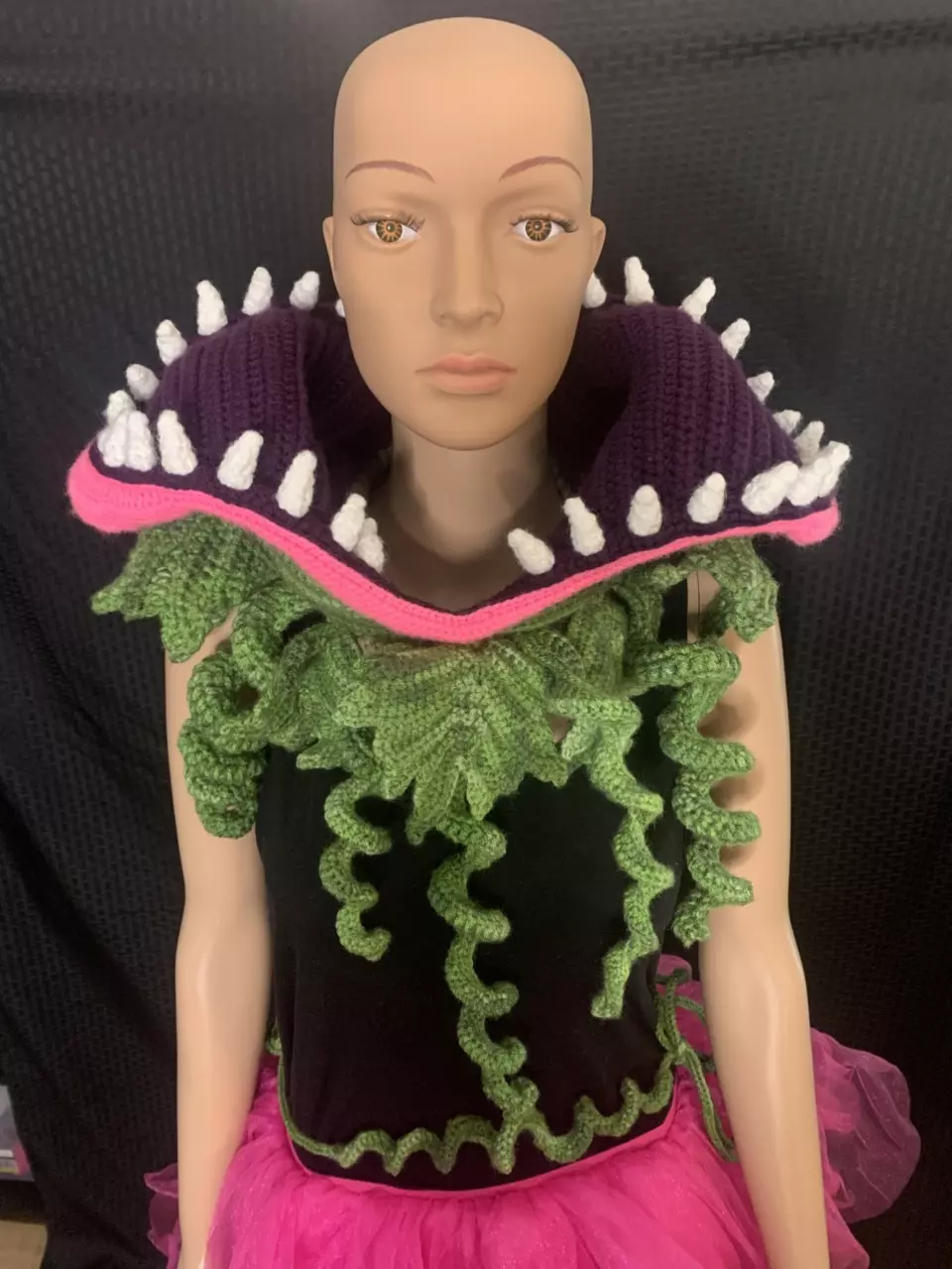 Eat me collar and harness thumbnail