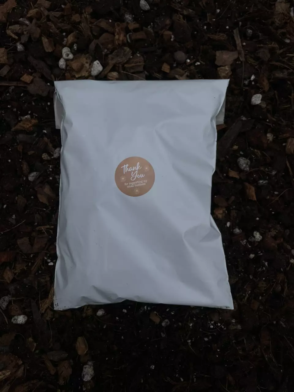 Small bag of aroid soil mix (1 quart) thumbnail