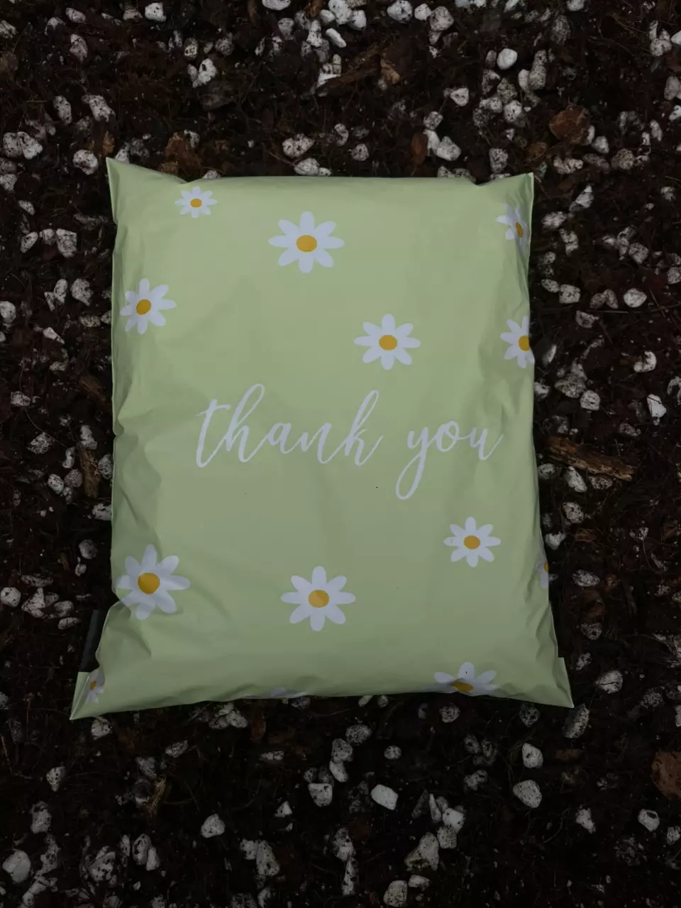 1 gallon bag of soil mix! thumbnail