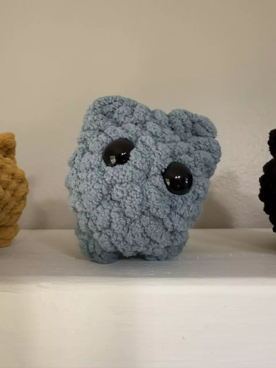 Mini blue cat thumbnail