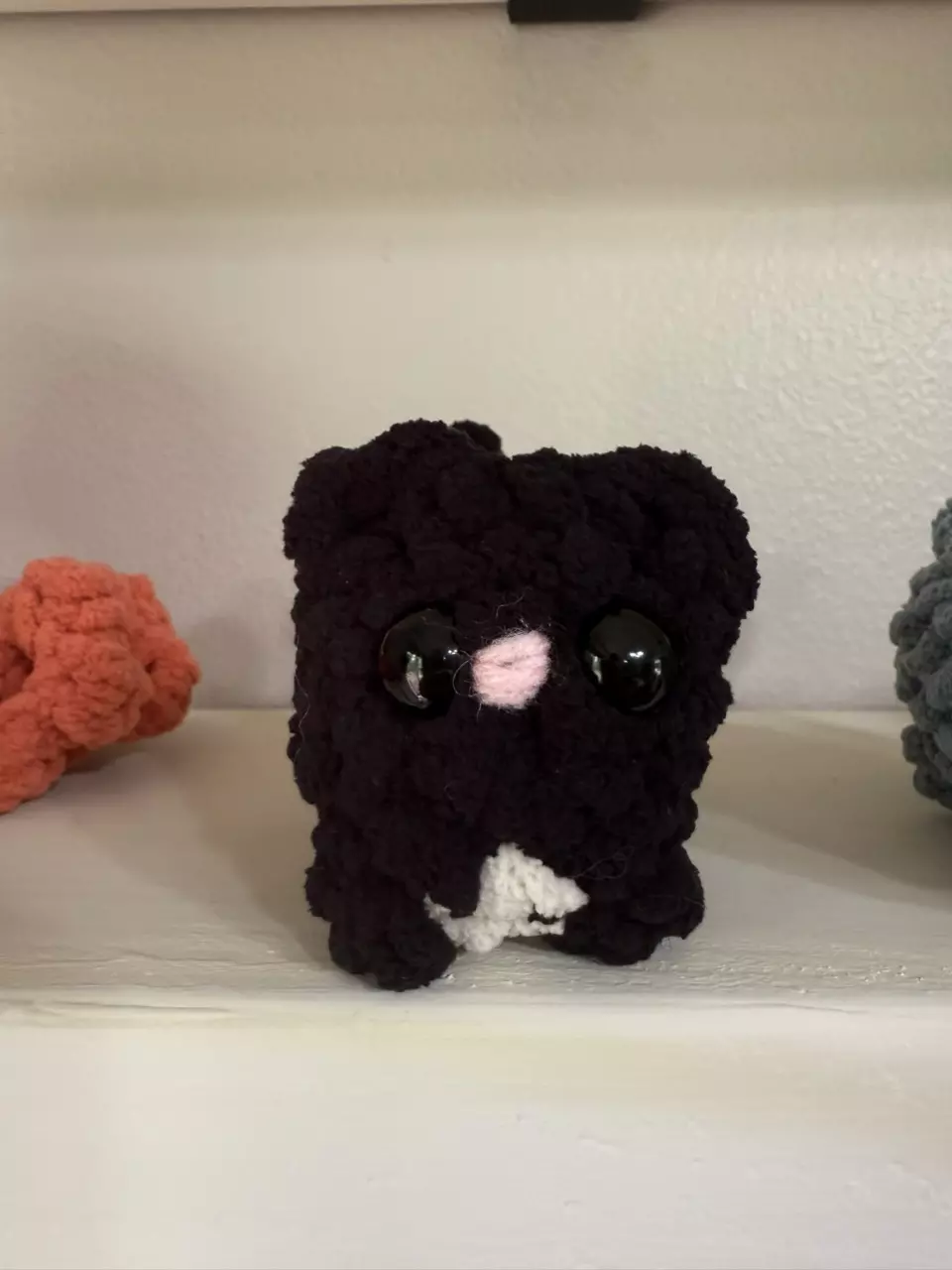 Mini tuxedo cat thumbnail