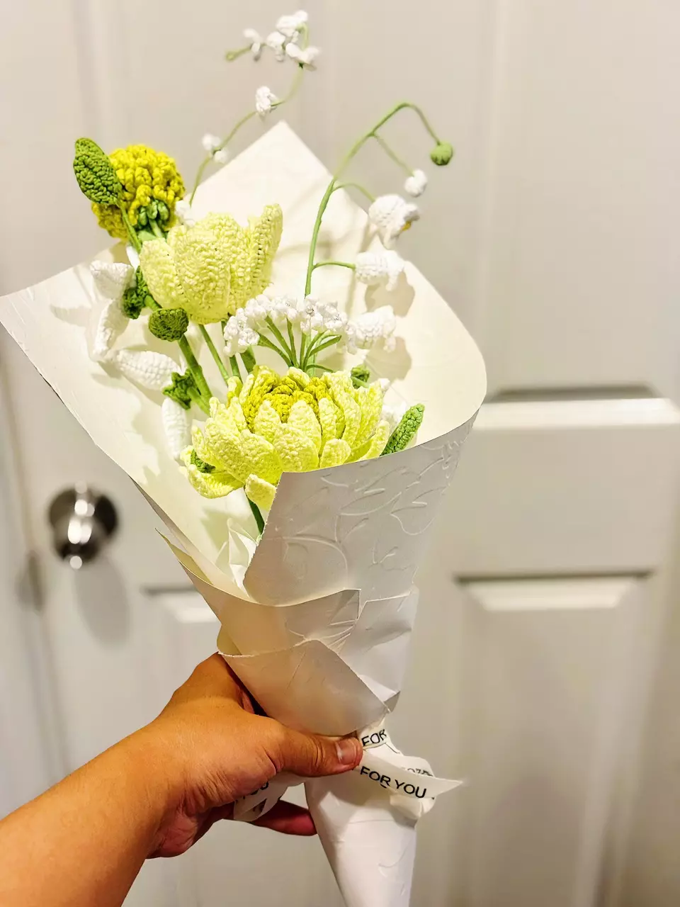 Dahlia With Lily of the Valley Bouquet thumbnail