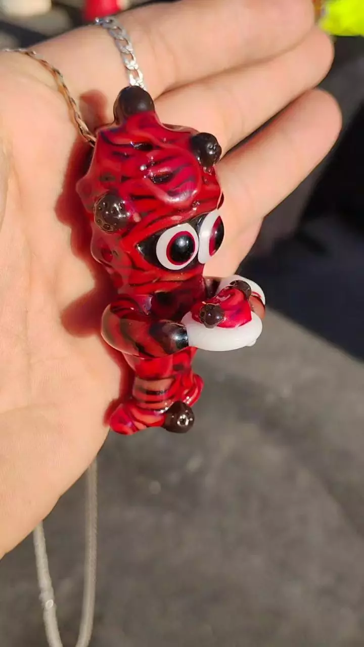 Spaghetti mummy pendant thumbnail