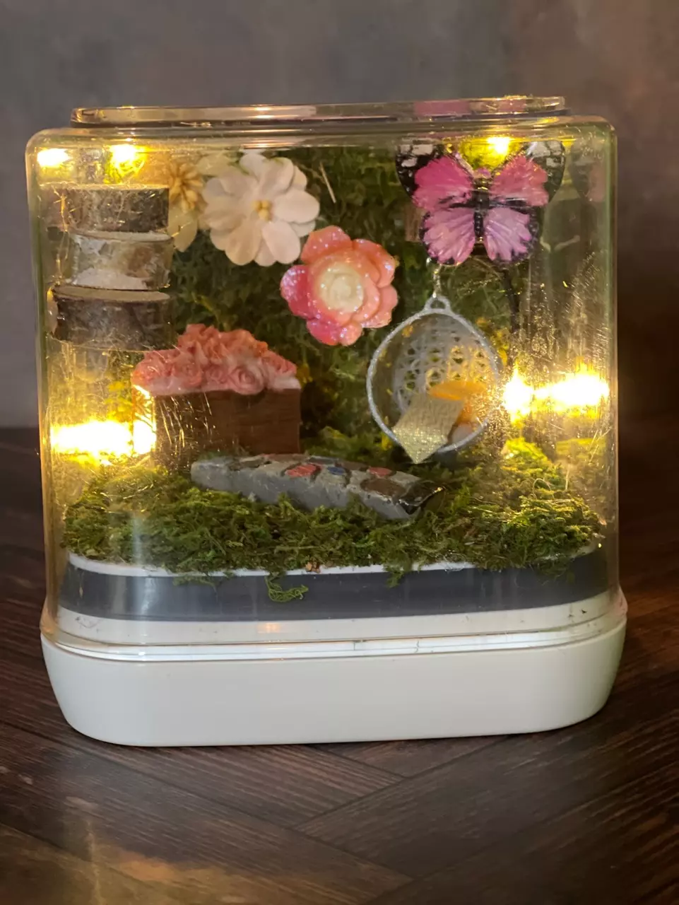 Jumping Spider Enclosure - Relaxing Garden Theme thumbnail