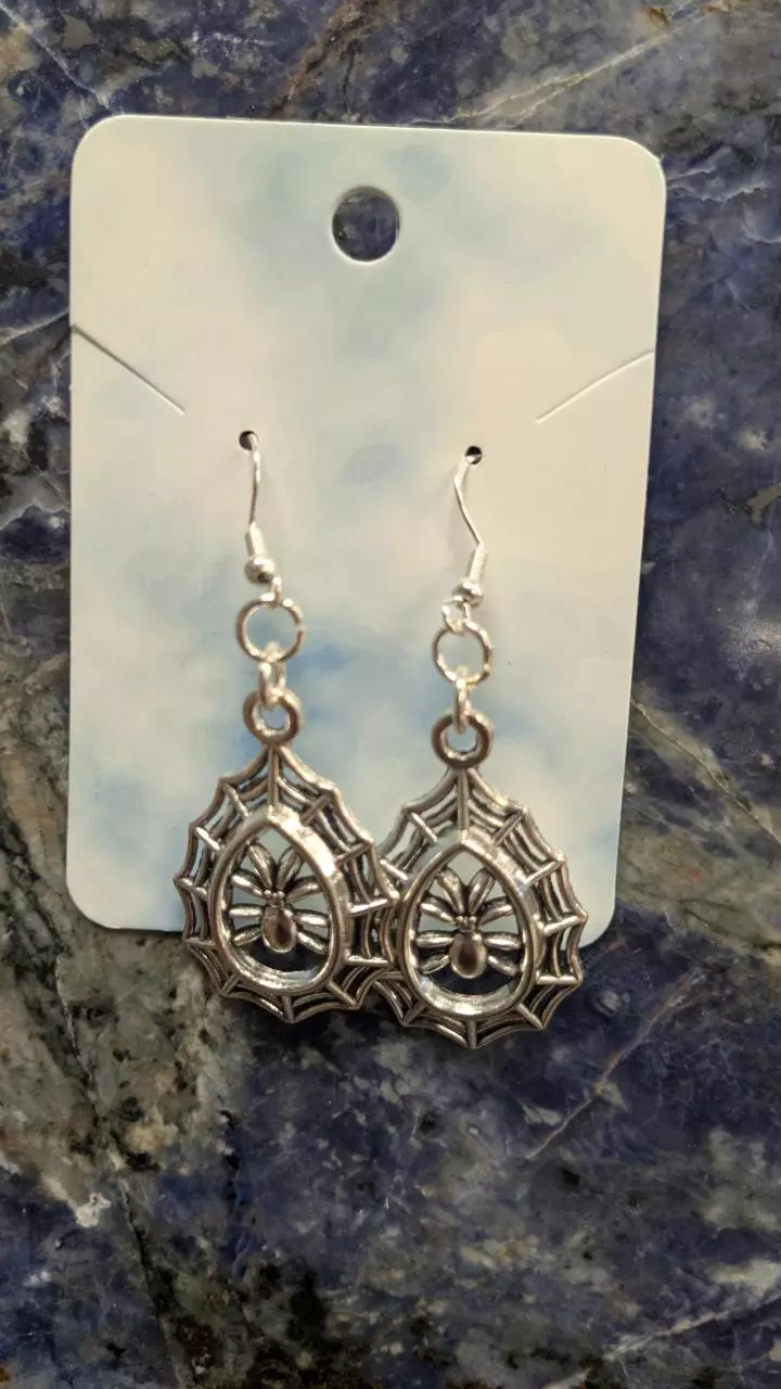 Teardrop web silver earrings thumbnail