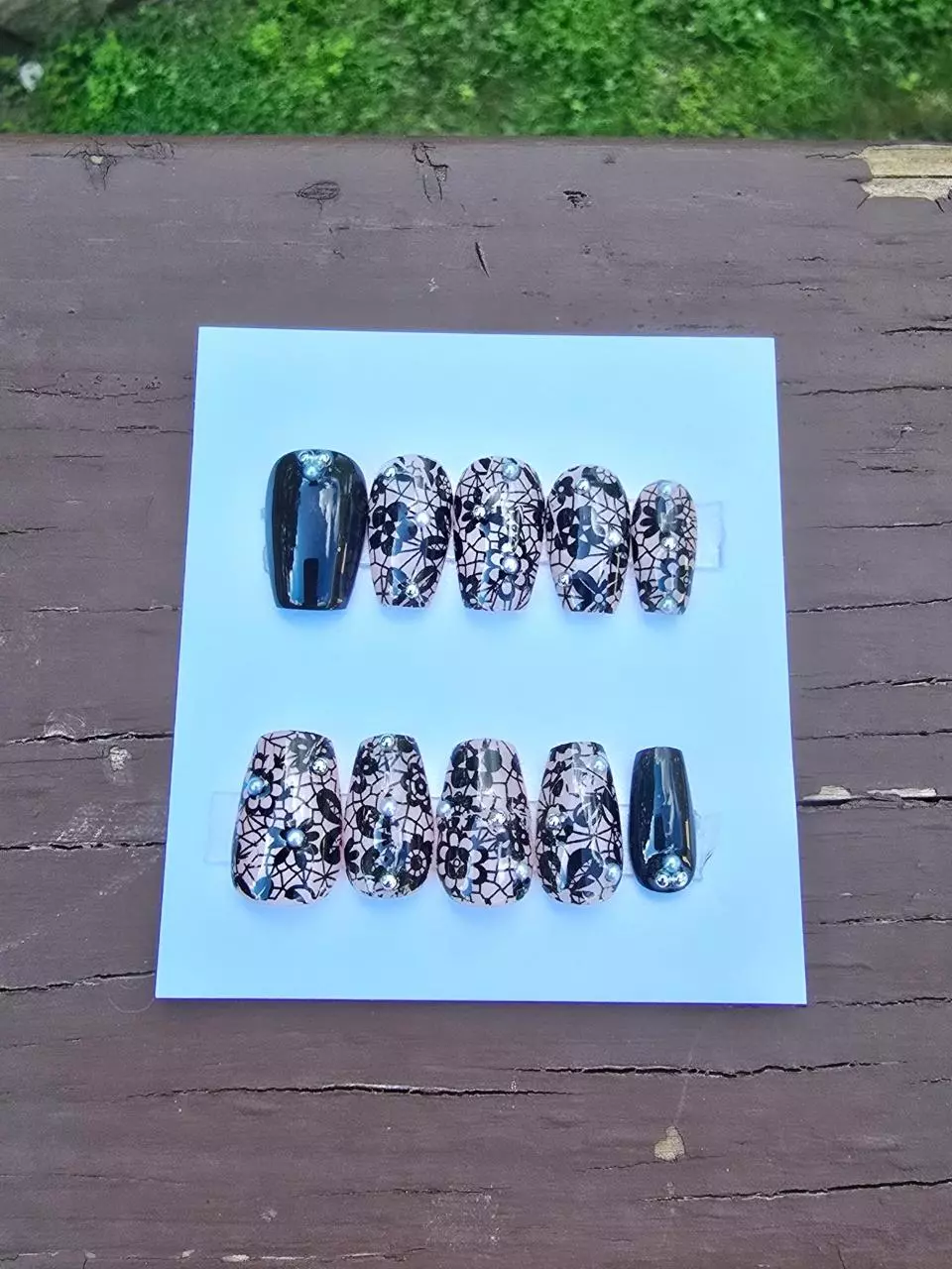 A Little Lace 🖤🤍 thumbnail