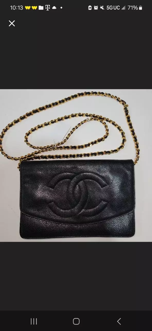 Chanel Crossbody thumbnail