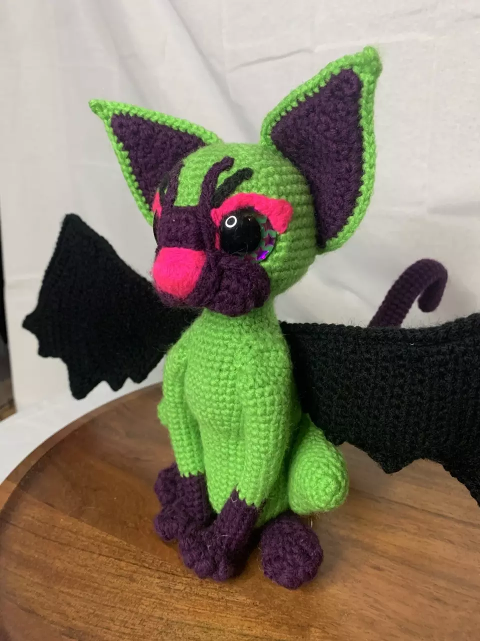 Neon Cat Dragon thumbnail