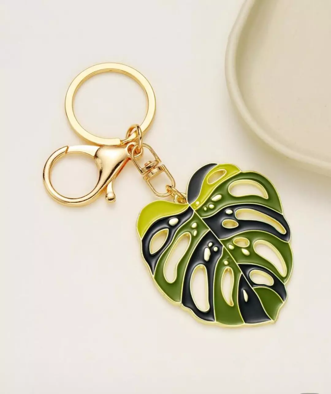 Monstera leaf key chain thumbnail