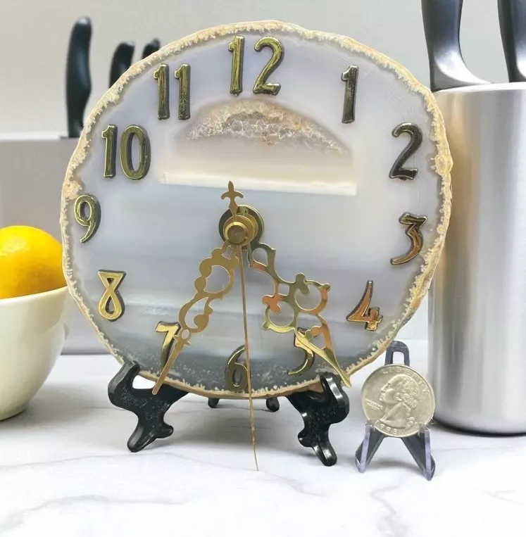 Agate Clock (Gray) thumbnail