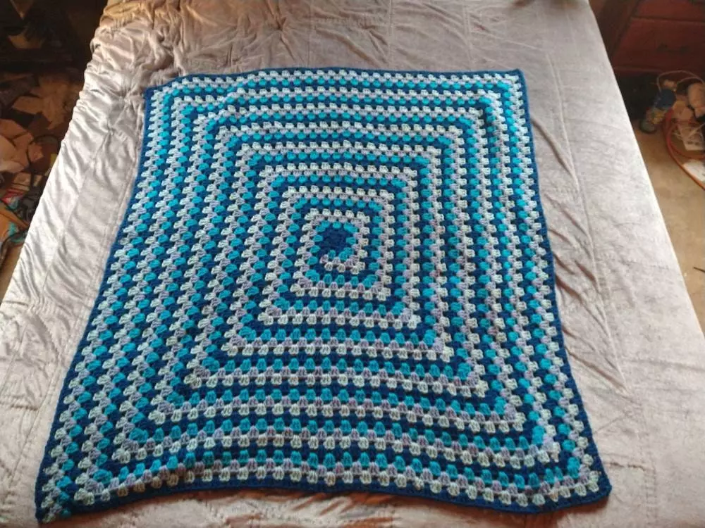 Multi-Blue Never-ending Granny Stitch Spiral Blanket thumbnail