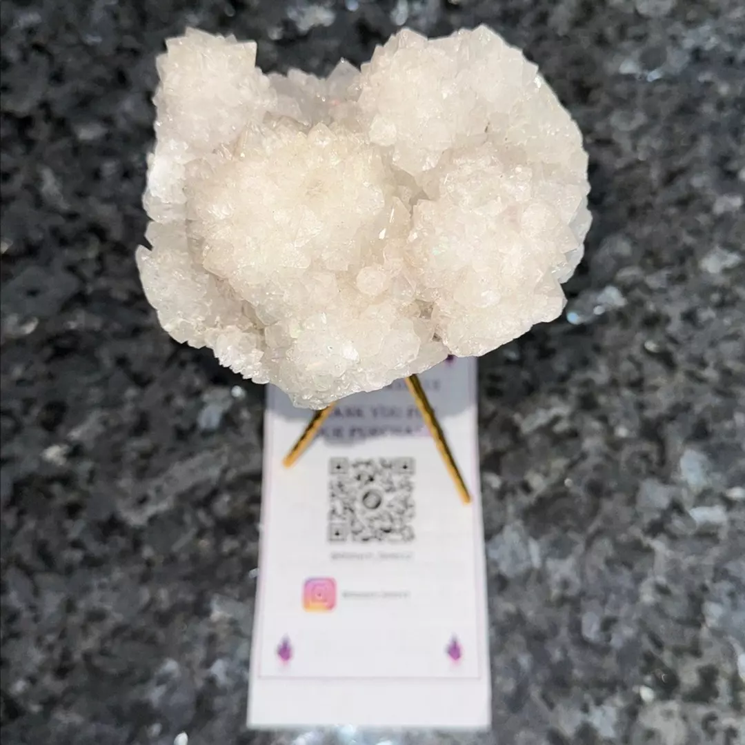 Natural iridescent Iris (Anandalite) Quartz Cluster from India thumbnail