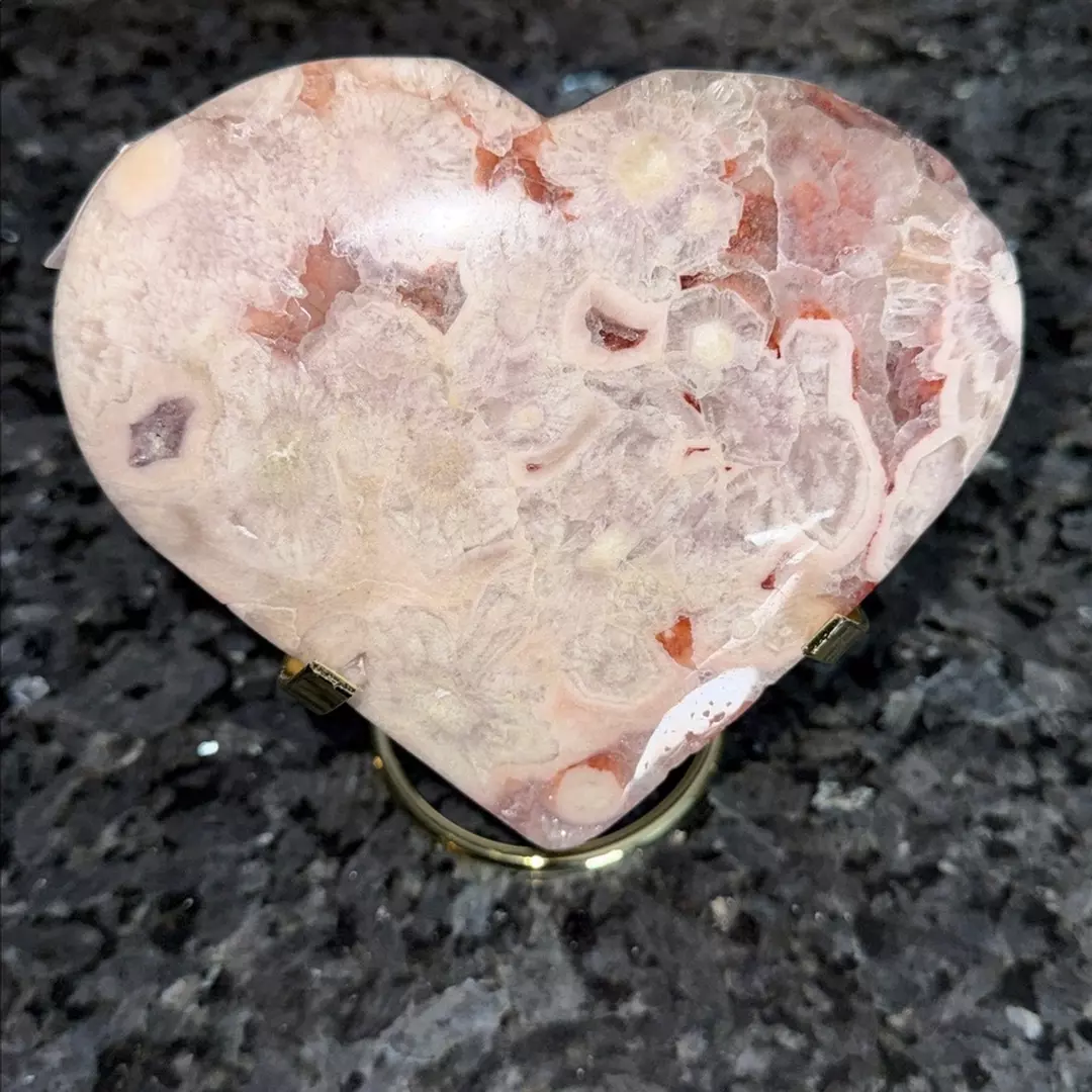 Pink Amethyst Heart with stand thumbnail