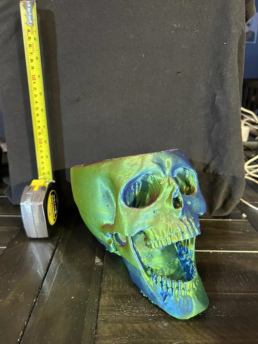 3D-Printed Skull Pot with Unique Colorful Finish thumbnail