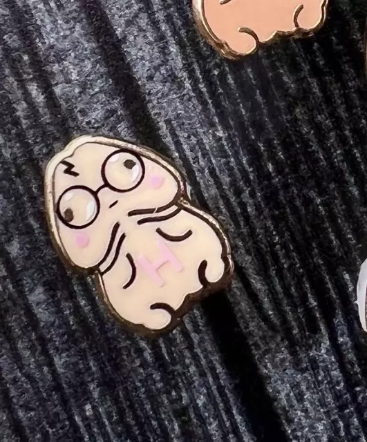 Harry ding ding pin thumbnail