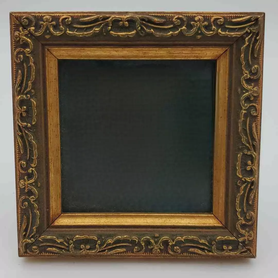 Small Wood Frame (Reproduction) W/Friendship Saying thumbnail