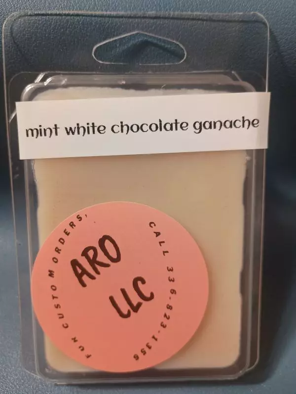 "Mint White Chocolate Ganache" Scented Wax Melts Breakaway Tarts-Fragrance Wax thumbnail