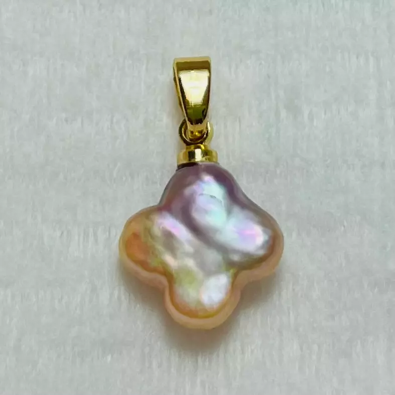 Cultured Natural Pearl Pendant on 18K Gold Plated Bail / 66 thumbnail