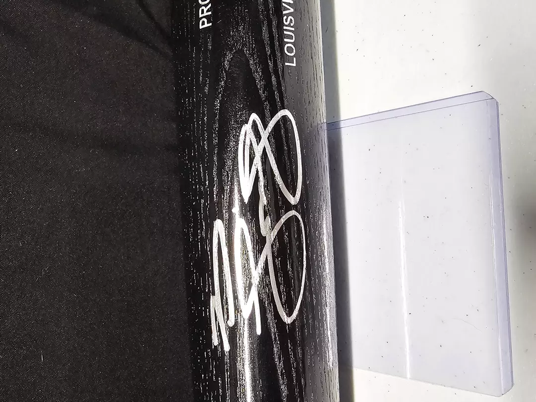 Noah Schultz Signed Louisville Slugger Baseball Bat (Beckett) thumbnail