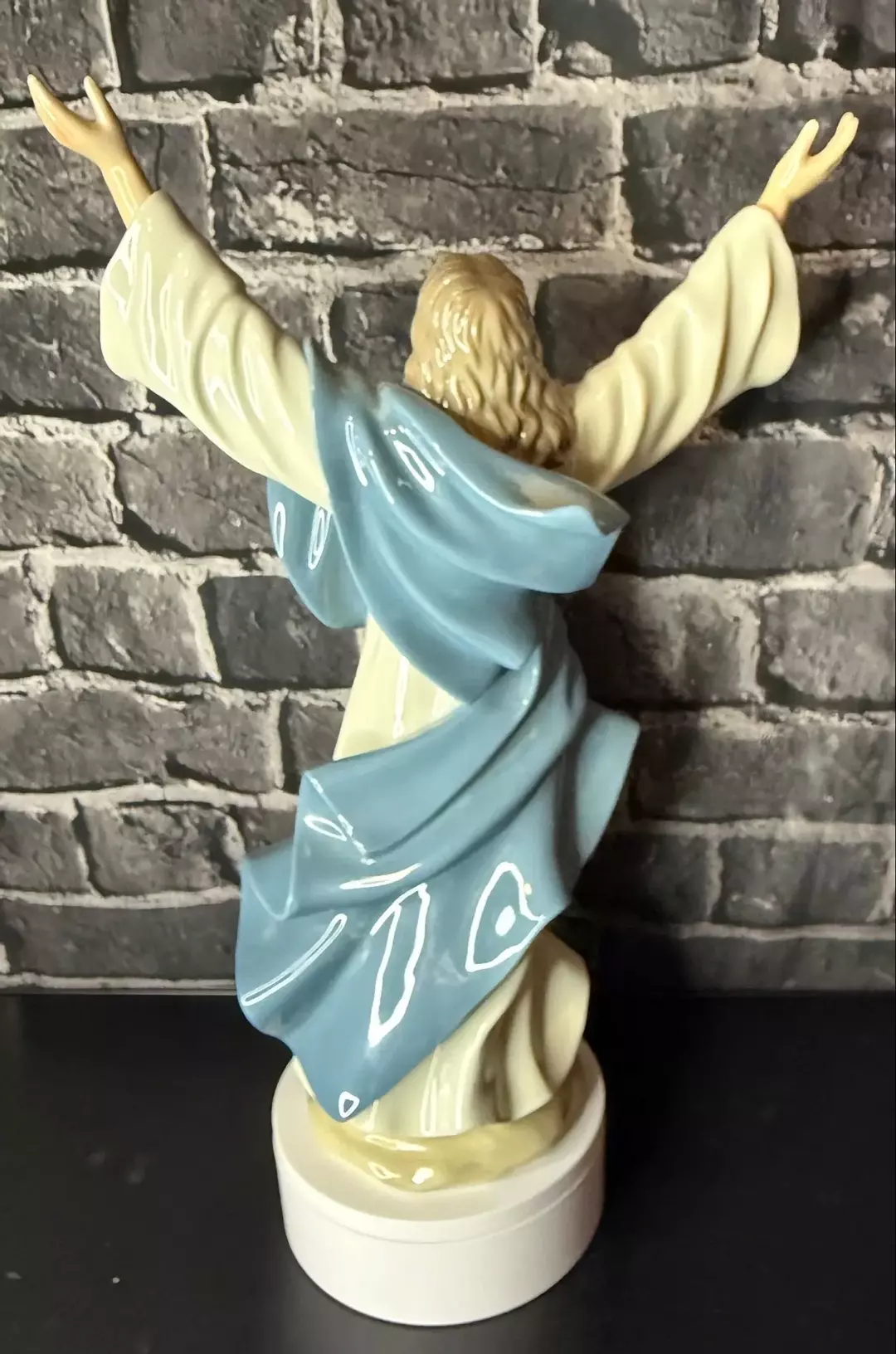 Vintage Porcelain Figurine Depicting The Ascension of Jesus thumbnail