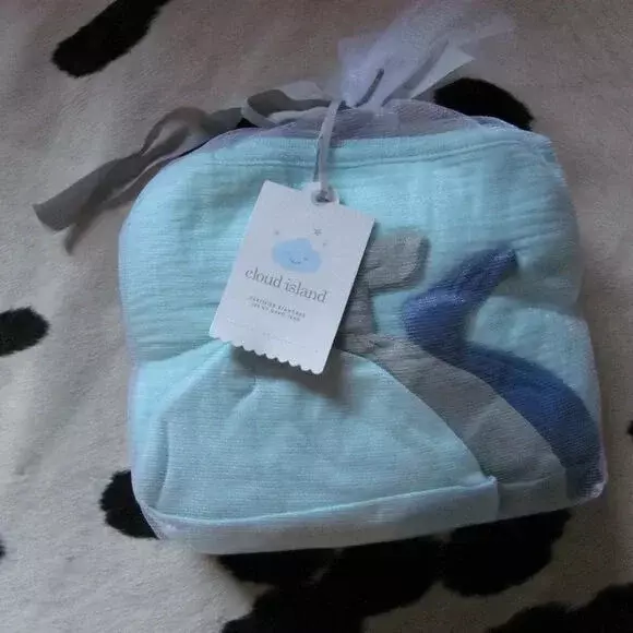 CLOUD ISLAND 16 PIECE BABY SET thumbnail