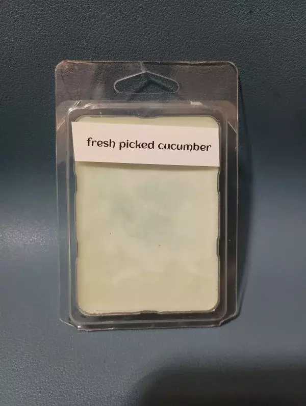 "Fresh Picked Cucumber" Scented Wax Melts Breakaway Tarts-Fragrance Wax Product thumbnail