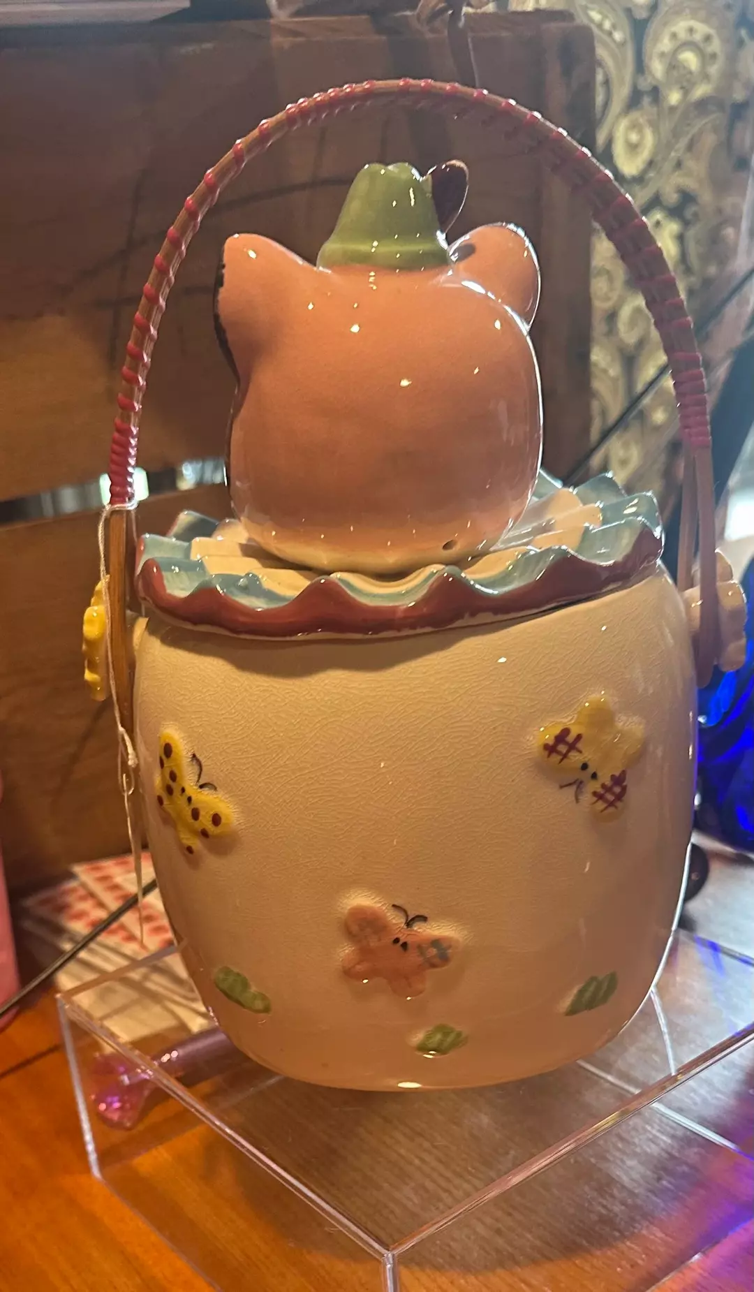 Vintage ceramic cookie jar featuring a "Three Little Pigs" theme thumbnail