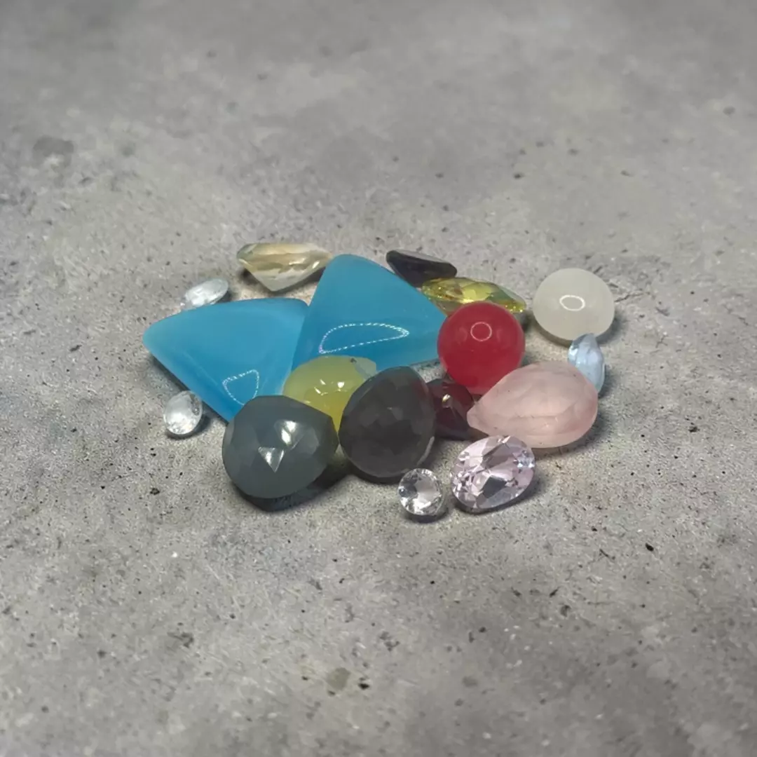 42.87 ctw Unknown/Untested Gemstones thumbnail