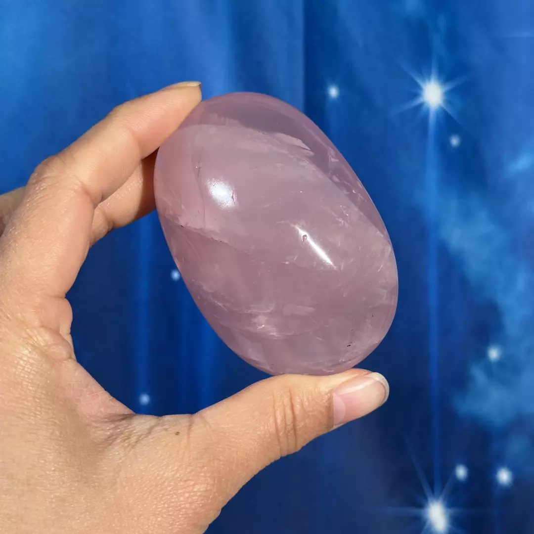 Rose Quartz Palm - 21v thumbnail