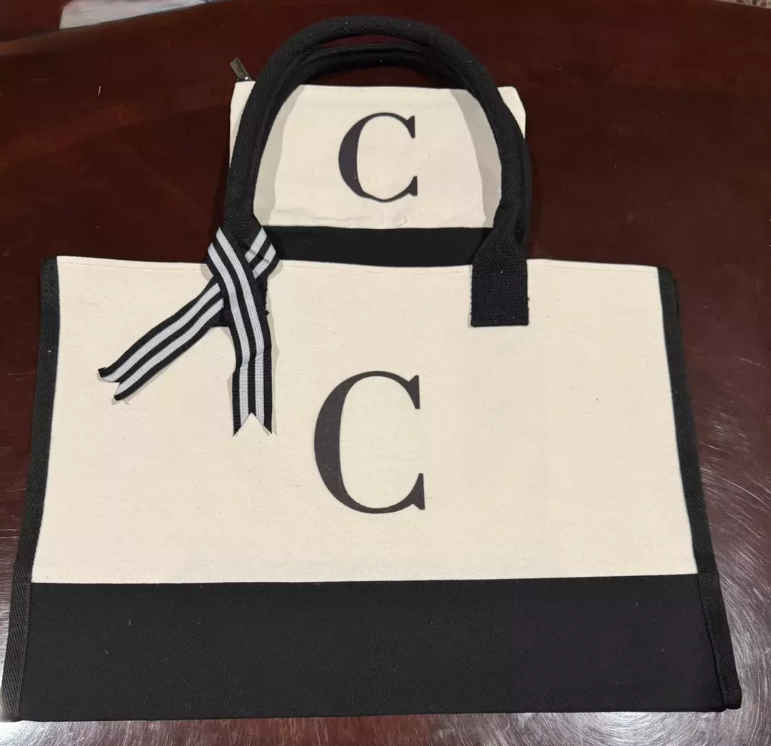 2pc Tote with the letter C thumbnail