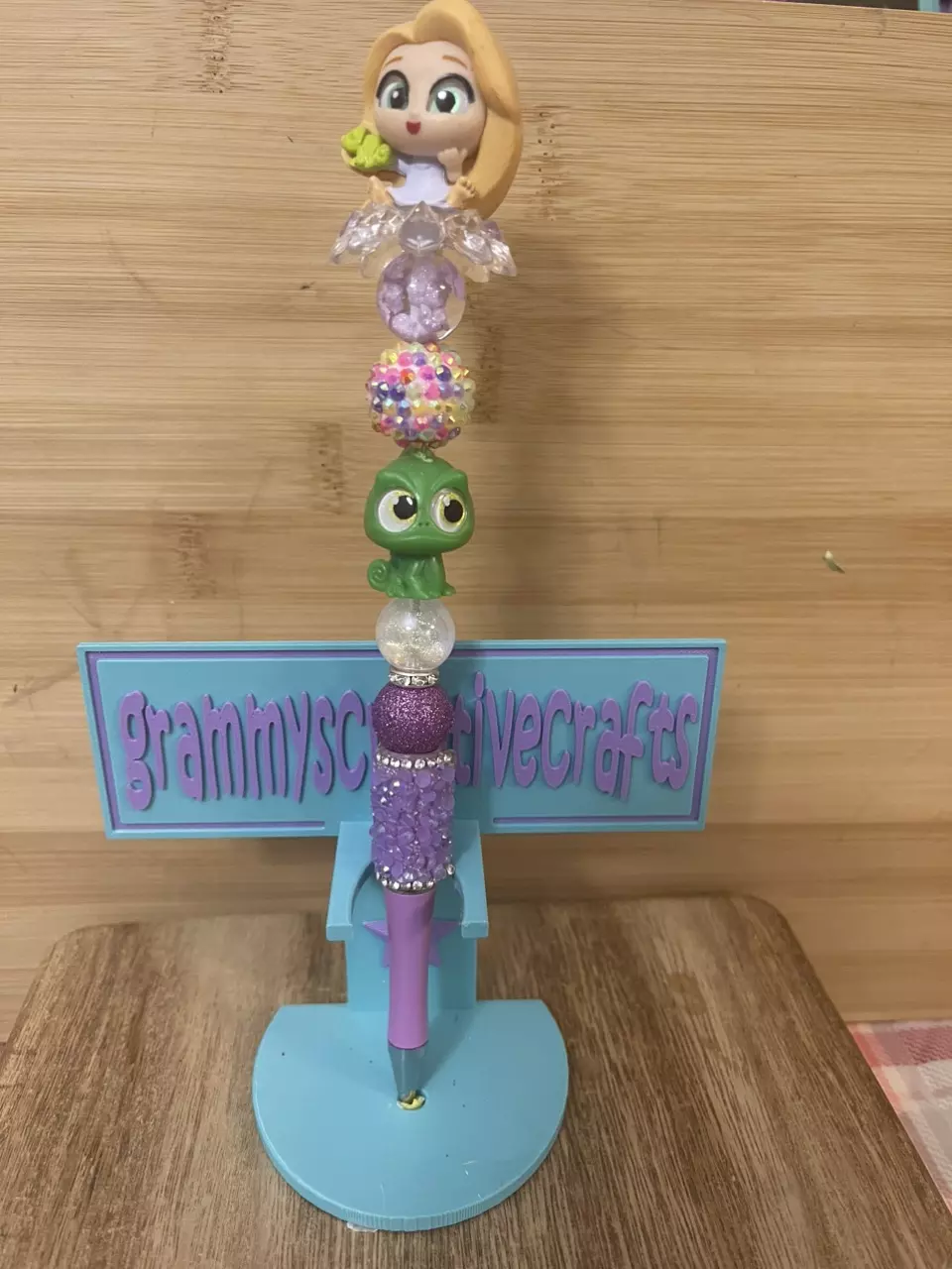 Rapunzel and Pascal Doorables pen. thumbnail