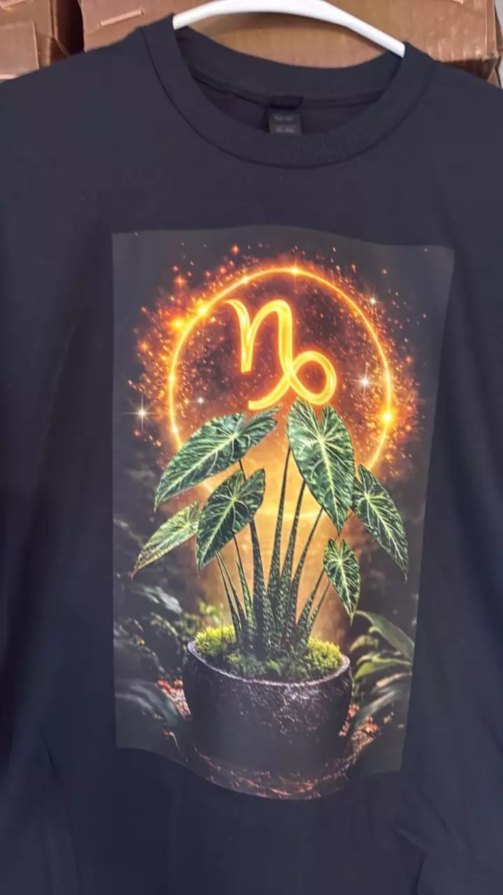 Capricorn Alocasia T-shirt S-2XL thumbnail