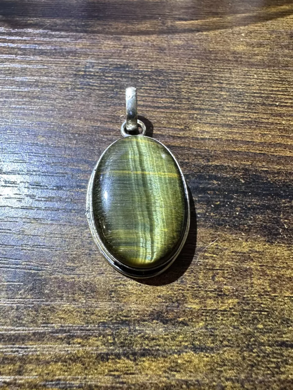 1.8 inch tigers iron pendant thumbnail