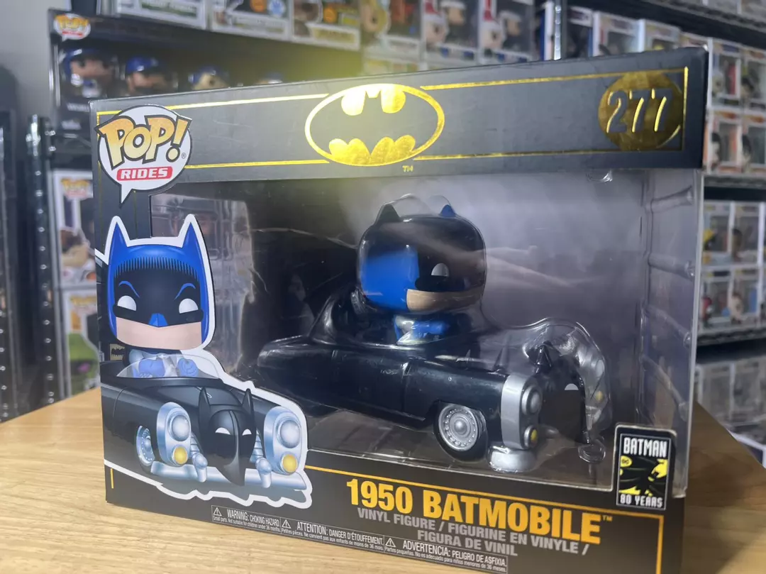 Funko Pop! Rides: 1950 Batmobile #277 thumbnail
