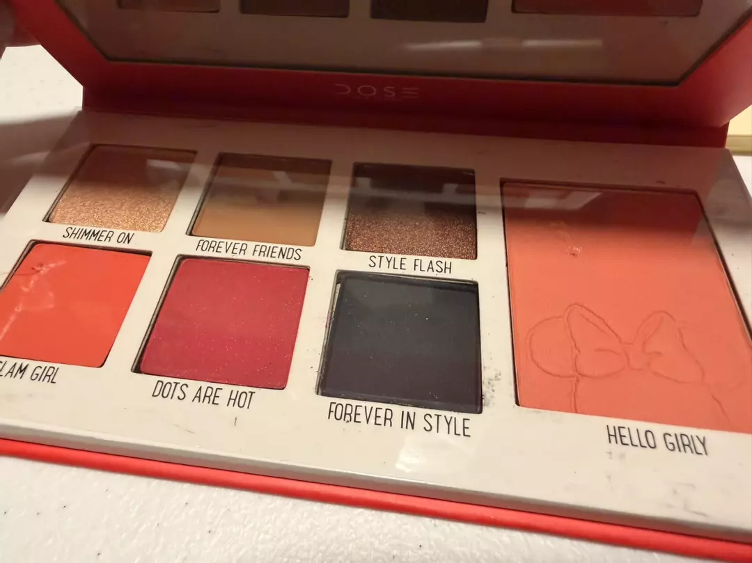 Dose of colors eye and cheek pallete- perfect for Gift for Valentines thumbnail
