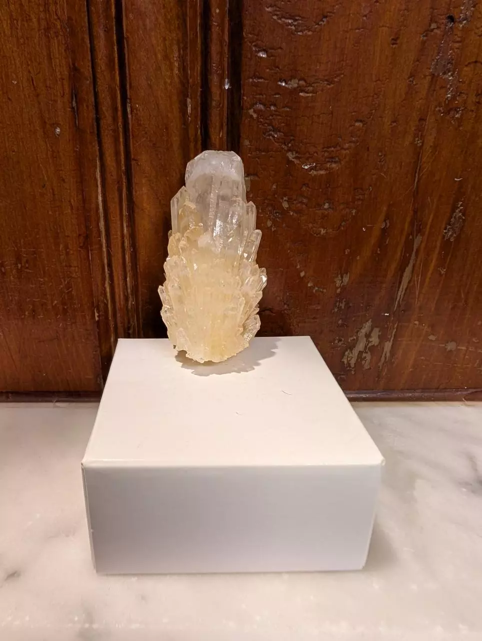 Pineapple quartz, doesn't stand thumbnail