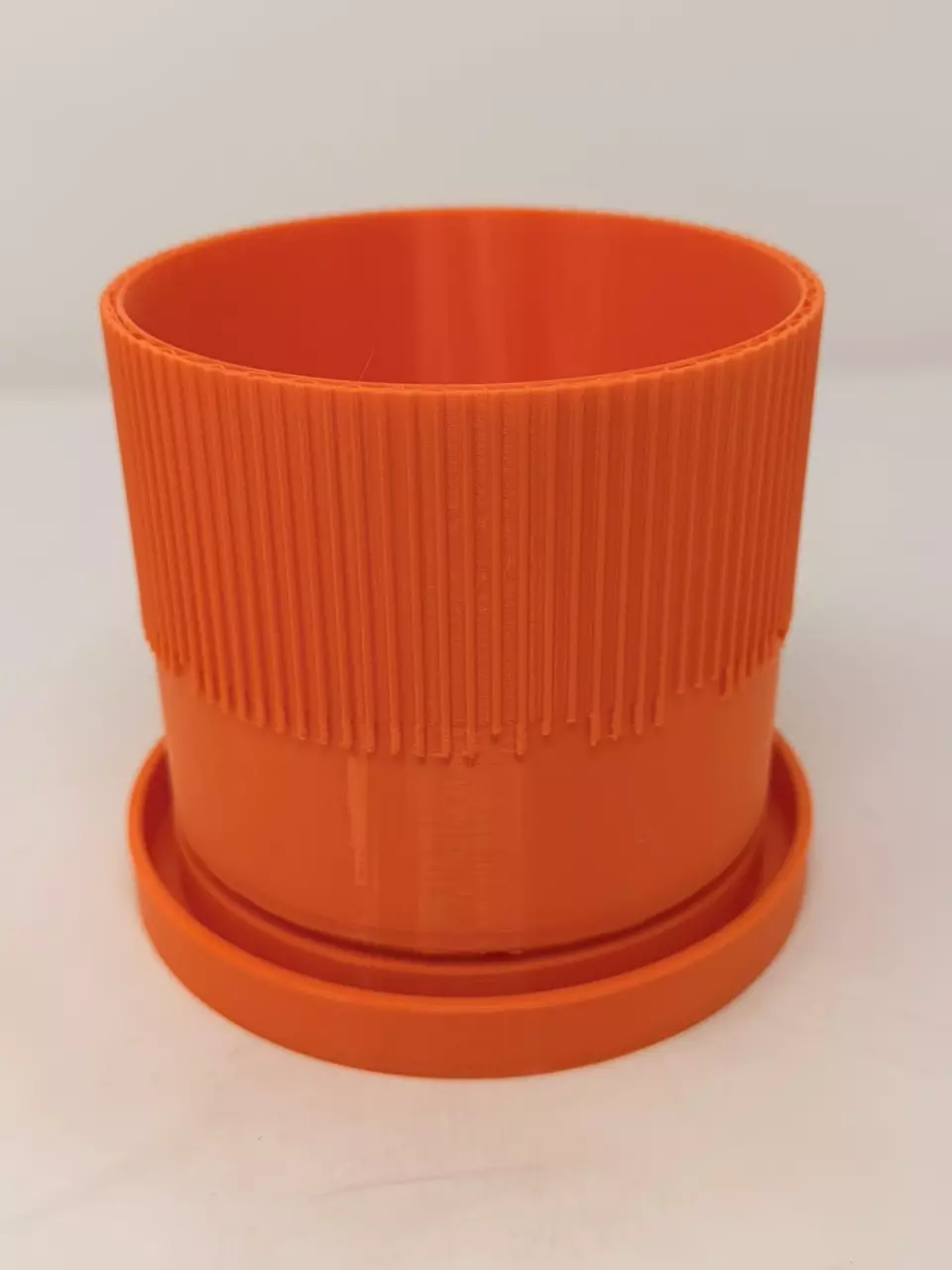 3D Printed Pot With Drainage thumbnail