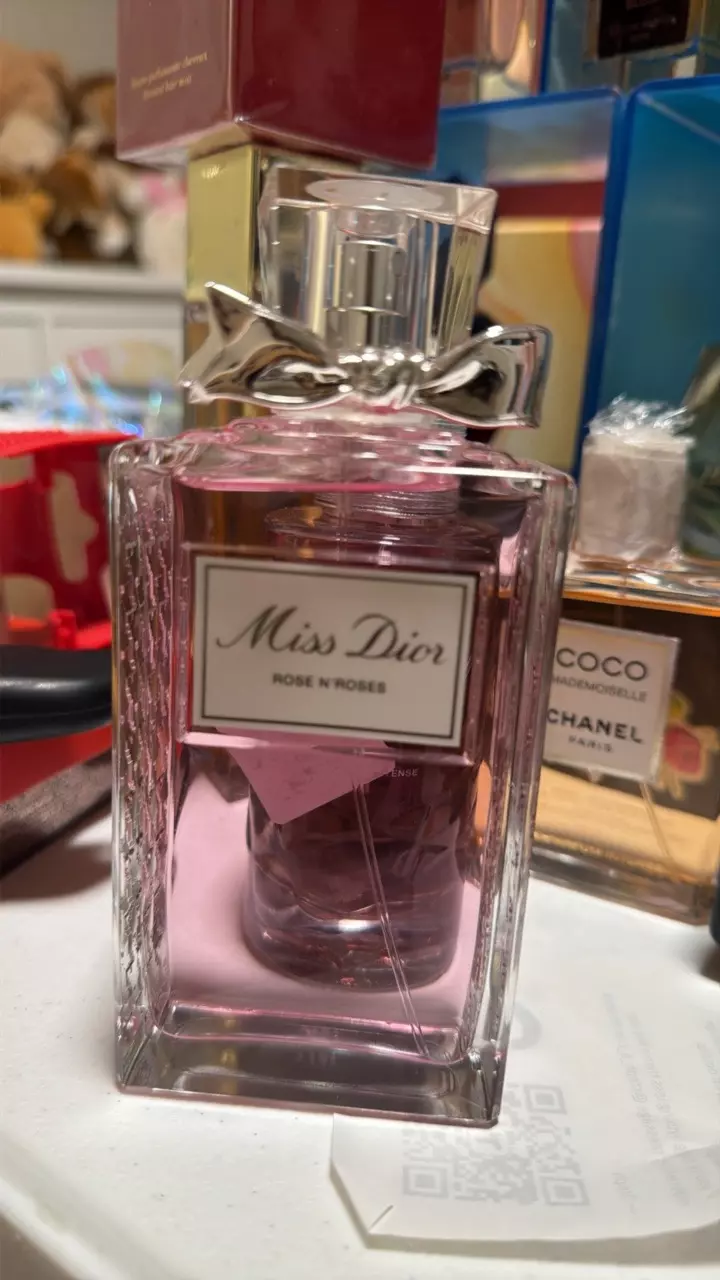 Miss Dior Rose and Roses big size thumbnail