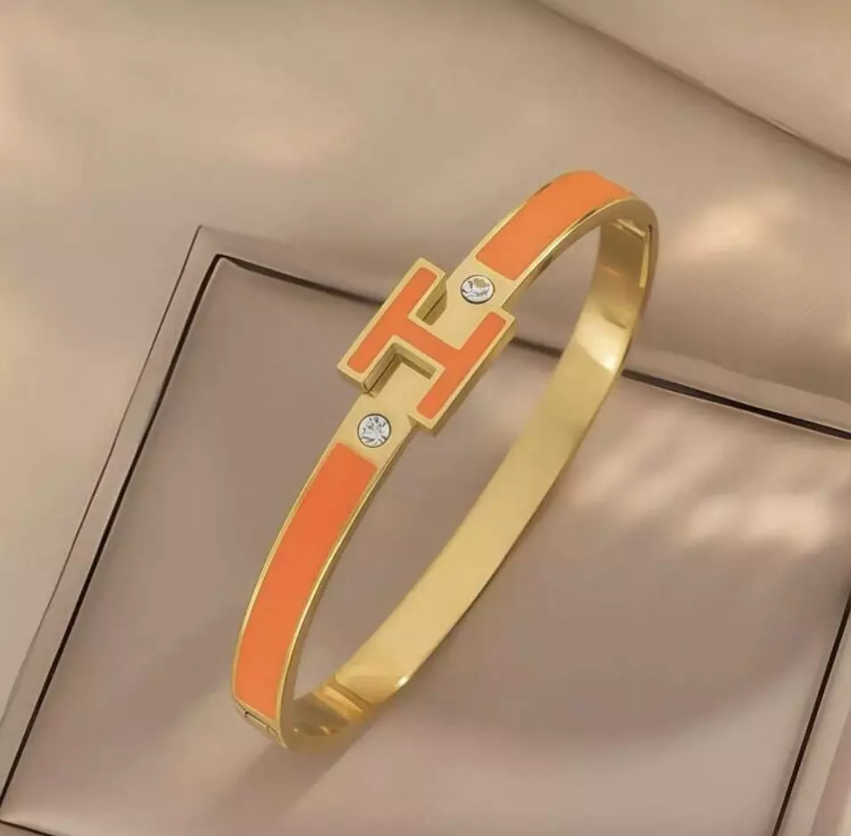 18k gold plated orange H Bracelet thumbnail